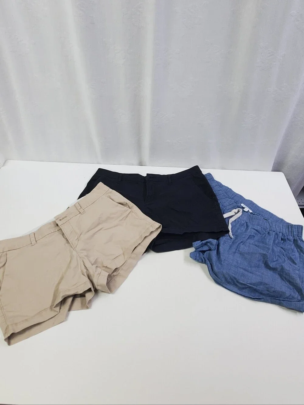 3 Pair Lot Summer Ready Women's Shorts 2 Pr Old Navy Sz 6 1 Pr Srylemint Sz 3